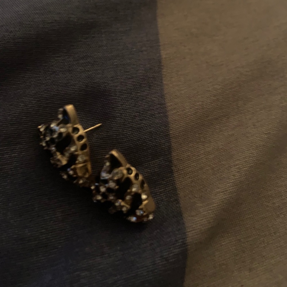 Jewelry - Picture 2 of 2